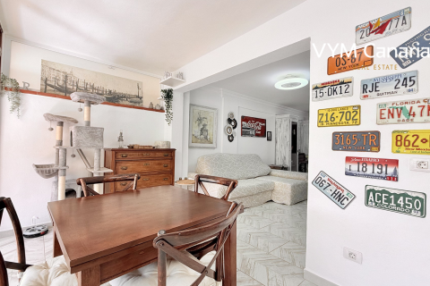 Kaupunkipientalo myytävänä Adeje, Tenerife, Espanja, 3 makuuhuonetta, 90 m2 No. 132732 - kuva 3