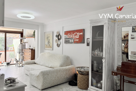 Kaupunkipientalo myytävänä Adeje, Tenerife, Espanja, 3 makuuhuonetta, 90 m2 No. 132732 - kuva 10