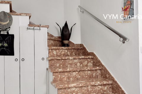 Kaupunkipientalo myytävänä Adeje, Tenerife, Espanja, 3 makuuhuonetta, 90 m2 No. 132732 - kuva 14
