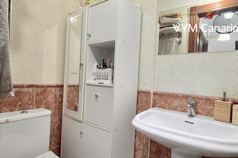 Kaupunkipientalo myytävänä Adeje, Tenerife, Espanja, 3 makuuhuonetta, 90 m2 No. 132732 - kuva 26