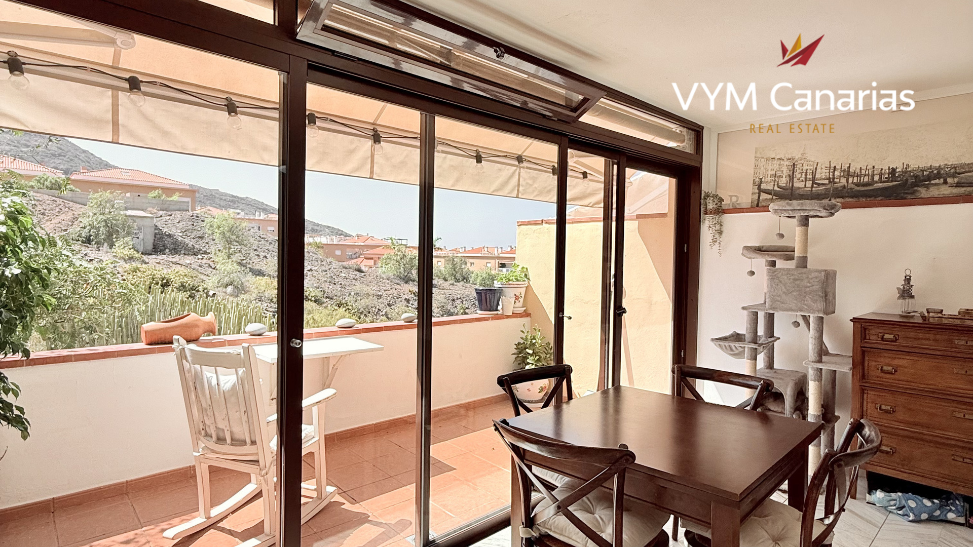 Villetta a schiera a Adeje, Tenerife, Spagna 3 camere da letto, 90 mq. N° 132732