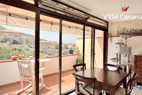 Kaupunkipientalo myytävänä Adeje, Tenerife, Espanja, 3 makuuhuonetta, 90 m2 No. 132732 - kuva 5