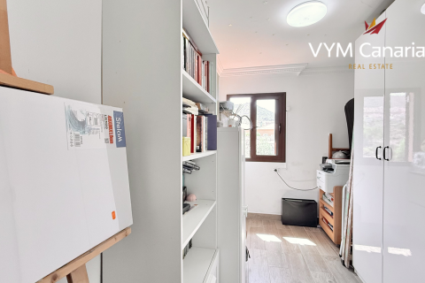 Kaupunkipientalo myytävänä Adeje, Tenerife, Espanja, 3 makuuhuonetta, 90 m2 No. 132732 - kuva 30