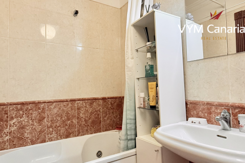 Kaupunkipientalo myytävänä Adeje, Tenerife, Espanja, 3 makuuhuonetta, 90 m2 No. 132732 - kuva 18