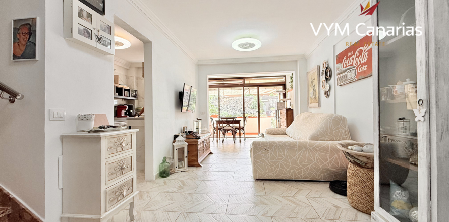 Kaupunkipientalo Adeje, Tenerife, Espanja 3 makuuhuonetta, 90 m2 No. 132732