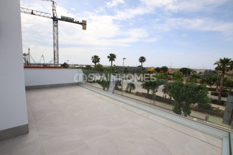 Villa till salu Pilar de la Horadada, Alicante, Spanien 3 sovrum, 176 kvm. Nr. 120878 - foto 17