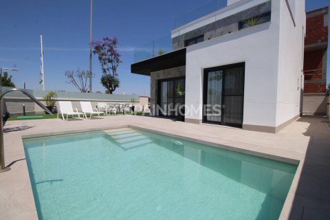 Villa till salu Pilar de la Horadada, Alicante, Spanien 3 sovrum, 176 kvm. Nr. 120878 - foto 9