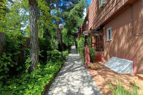 Аренда таухауса в Алкобендас, Мадрид, Испания 5 спален, 270м2 №121559 - фото 29