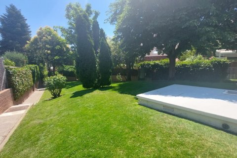 Аренда таухауса в Алкобендас, Мадрид, Испания 5 спален, 270м2 №121559 - фото 5
