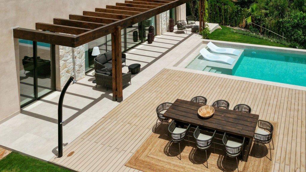 Villa in Malaga, Spain 4 bedrooms, 235 sq.m. No. 121558