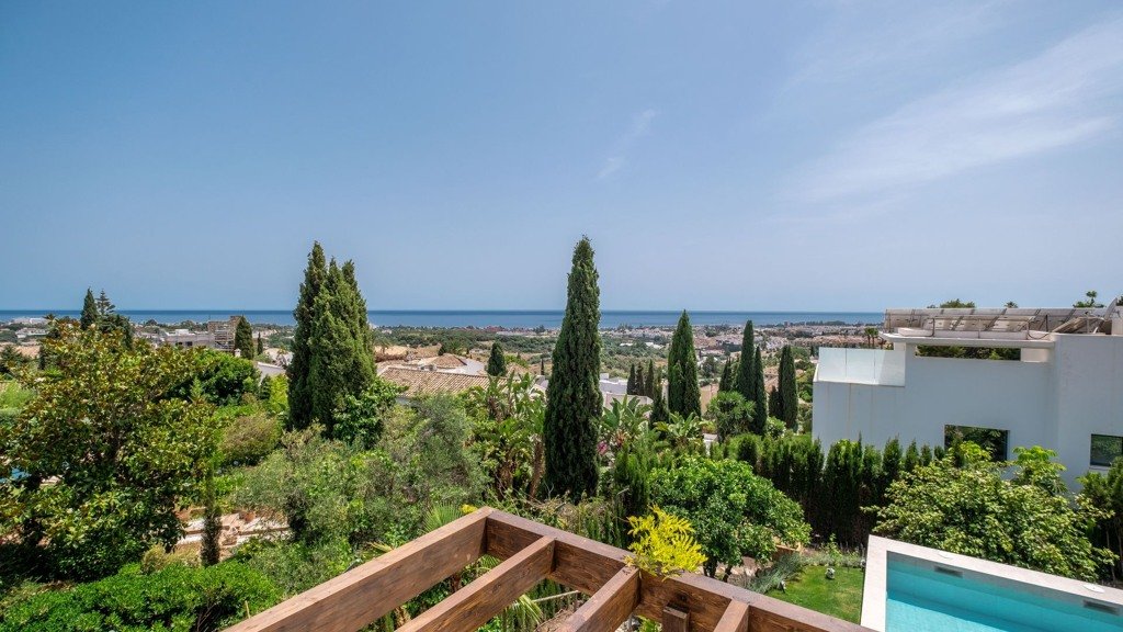 Villa in Malaga, Spain 4 bedrooms, 235 sq.m. No. 121558
