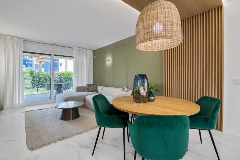 Продажа квартиры в Торревьеха, Аликанте, Испания 2 спальни, 91м2 №122955 - фото 29