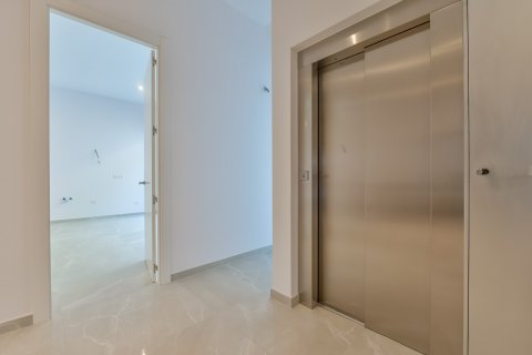 Willa Benidorm, Alicante, Hiszpania 8 sypialni, 998 mkw. nr 123088 – zdjęcie 11