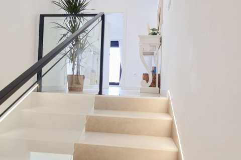 Продажа квартиры Сан-Педро-дель-Пинатар, Мурсия, Испания 3 спальни, 112м2 №132369 - фото 21