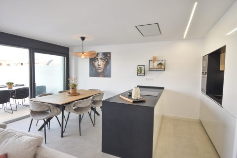 Продажа квартиры Сан-Педро-дель-Пинатар, Мурсия, Испания 3 спальни, 112м2 №132369 - фото 29