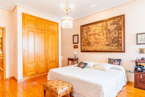 Продажа виллы в Лас-Розас де Мадрид, Мадрид, Испания 4 спальни, 550м2 №124517 - фото 21