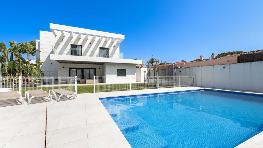 Villa en El Puerto de Santa María, Cádiz, España 6 dormitorios, 355 m2 No. 124514