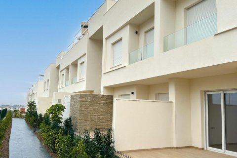 Bungalow till salu Algorfa, Alicante, Spanien 2 sovrum, 73 kvm. Nr. 131615 - foto 1