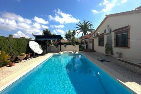 Villa for sale Alicante, Spain 3 bedrooms, 141 sq.m. No. 131618 - photo 11