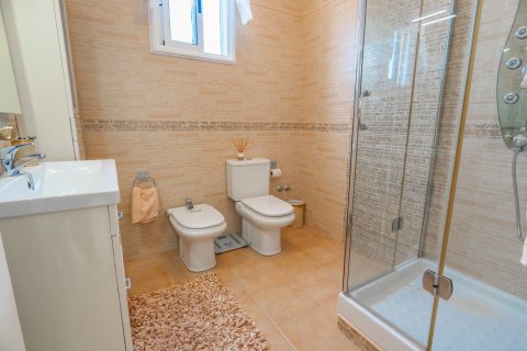 Villa till salu Ciudad Quesada, Alicante, Spanien 5 sovrum, 200 kvm. Nr. 131619 - foto 27
