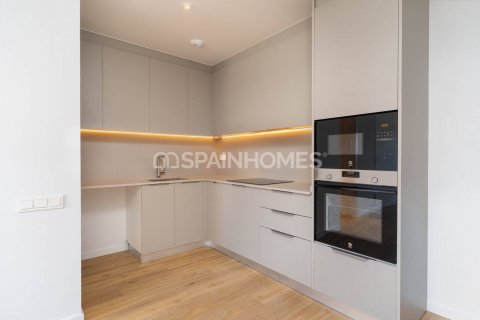Apartment for sale Sabadell, Barcelona, Spain 3 bedrooms, 95 sq.m. No. 121850 - photo 3