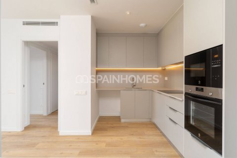 Apartment for sale Sabadell, Barcelona, Spain 3 bedrooms, 95 sq.m. No. 121850 - photo 4