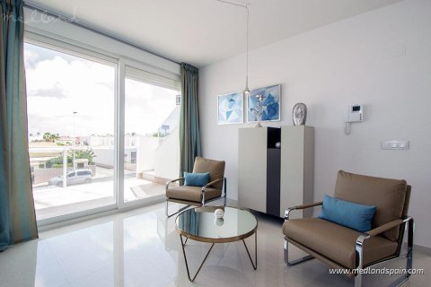 Apartment for sale in San Miguel de Salinas, Alicante, Spain 2 bedrooms, 92 sq.m. No. 124792 - photo 5