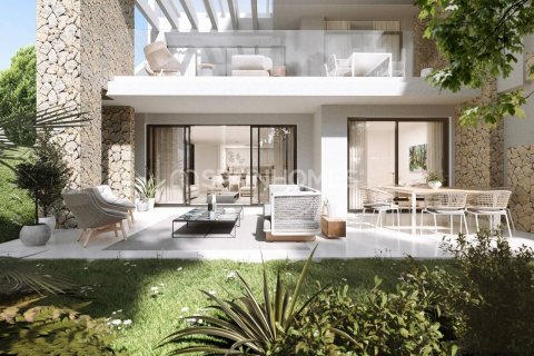 Apartamento en venta en Estepona, Málaga, España 3 dormitorios, 130 m2 No. 132861 - foto 7