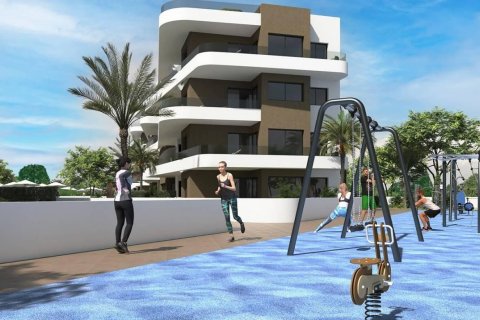 Продажа квартиры в Аликанте, Испания 2 спальни, 90м2 №123412 - фото 7