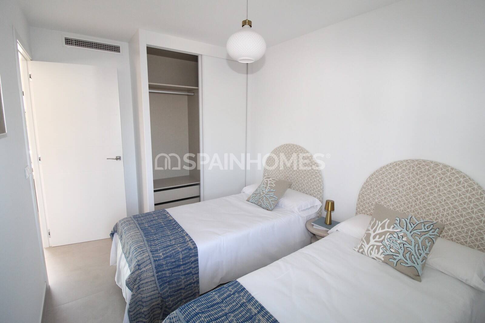 Penthouse in Benidorm, Alicante, Spain 2 bedrooms, 85 sq.m. No. 121858