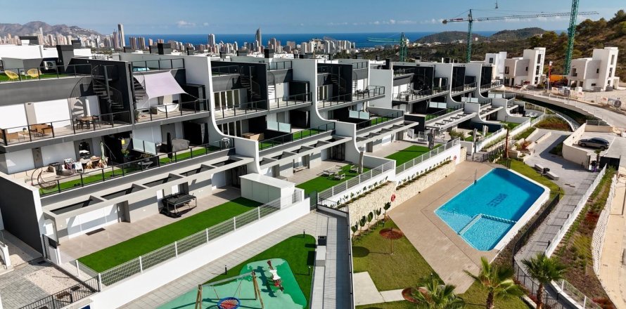 Talo Finestrat, Alicante, Espanja 3 makuuhuonetta, 200 m2 No. 129105