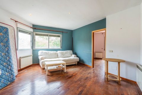 Villa for sale Madrid, Spain 4 bedrooms, 316 sq.m. No. 124537 - photo 8