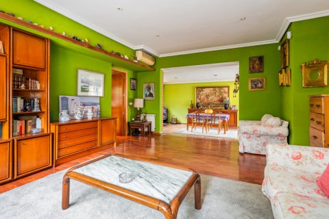 Villa for sale Madrid, Spain 4 bedrooms, 316 sq.m. No. 124537 - photo 21