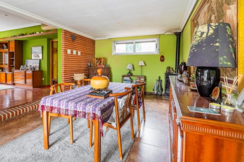 Villa for sale Madrid, Spain 4 bedrooms, 316 sq.m. No. 124537 - photo 24