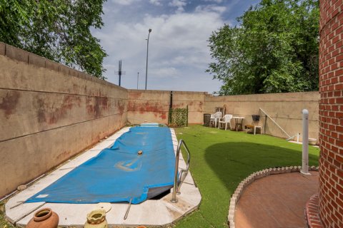 Villa for sale Madrid, Spain 4 bedrooms, 316 sq.m. No. 124537 - photo 2