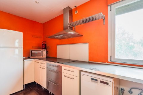 Villa for sale Madrid, Spain 4 bedrooms, 316 sq.m. No. 124537 - photo 14