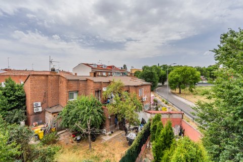 Villa for sale Madrid, Spain 4 bedrooms, 316 sq.m. No. 124537 - photo 1