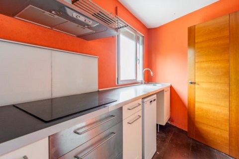 Villa for sale Madrid, Spain 4 bedrooms, 316 sq.m. No. 124537 - photo 15