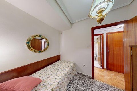 Apartment for sale Valencia, Spain 4 bedrooms, 107 sq.m. No. 124541 - photo 25
