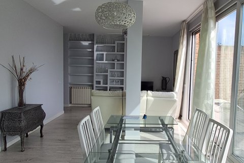Penthouse for rent Madrid, Spain 1 bedroom, 80 sq.m. No. 122428 - photo 6
