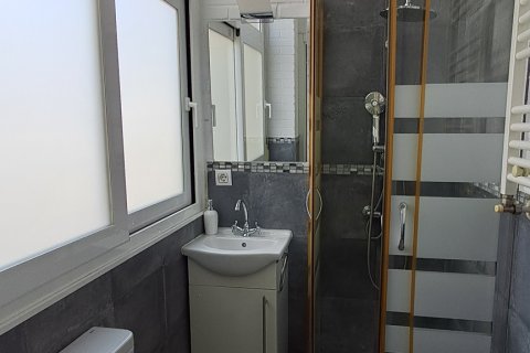 Penthouse for rent Madrid, Spain 1 bedroom, 80 sq.m. No. 122428 - photo 16