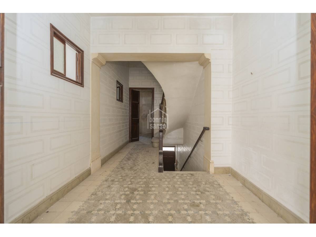 Townhouse in Mahon, Menorca, Spain 4 bedrooms, 272 sq.m. No. 127977