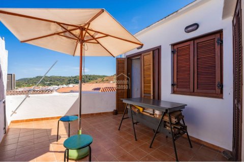 Продажа таухауса Феррери, Менорка, Испания 2 спальни, 108м2 №127974 - фото 1