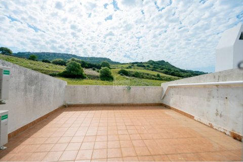 Huoneisto myytävänä Es Mercadal, Menorca, Espanja, 3 makuuhuonetta, 138 m2 No. 127975 - kuva 12