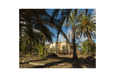 Townhouse for sale Mahon, Menorca, Spain 1344 sq.m. No. 127972 - photo 11