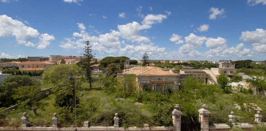 Townhouse Mahon, Menorca, Spain 1344 sq.m. No. 127972