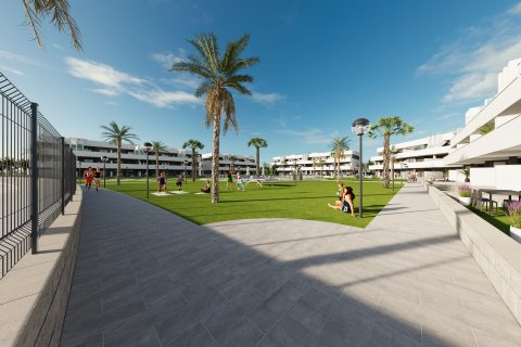 Huoneisto myytävänä Guardamar del Segura, Alicante, Espanja, 3 makuuhuonetta,  No. 132443 - kuva 18