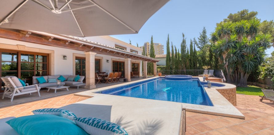Villa Palmanova, Mallorca, Espagne 5 chambres, 750 m2 No. 128295