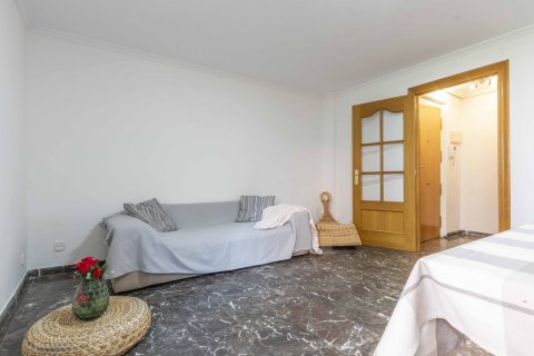 Apartment for sale Valencia, Spain 3 bedrooms, 78 sq.m. No. 132718 - photo 9