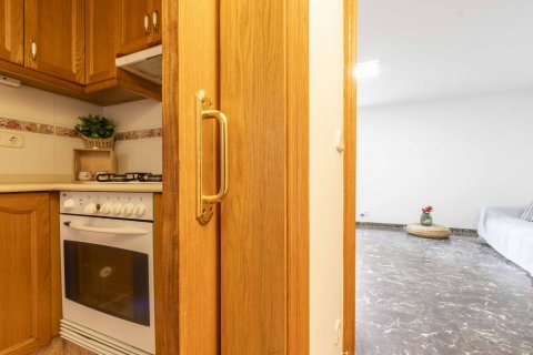Apartment for sale Valencia, Spain 3 bedrooms, 78 sq.m. No. 132718 - photo 3